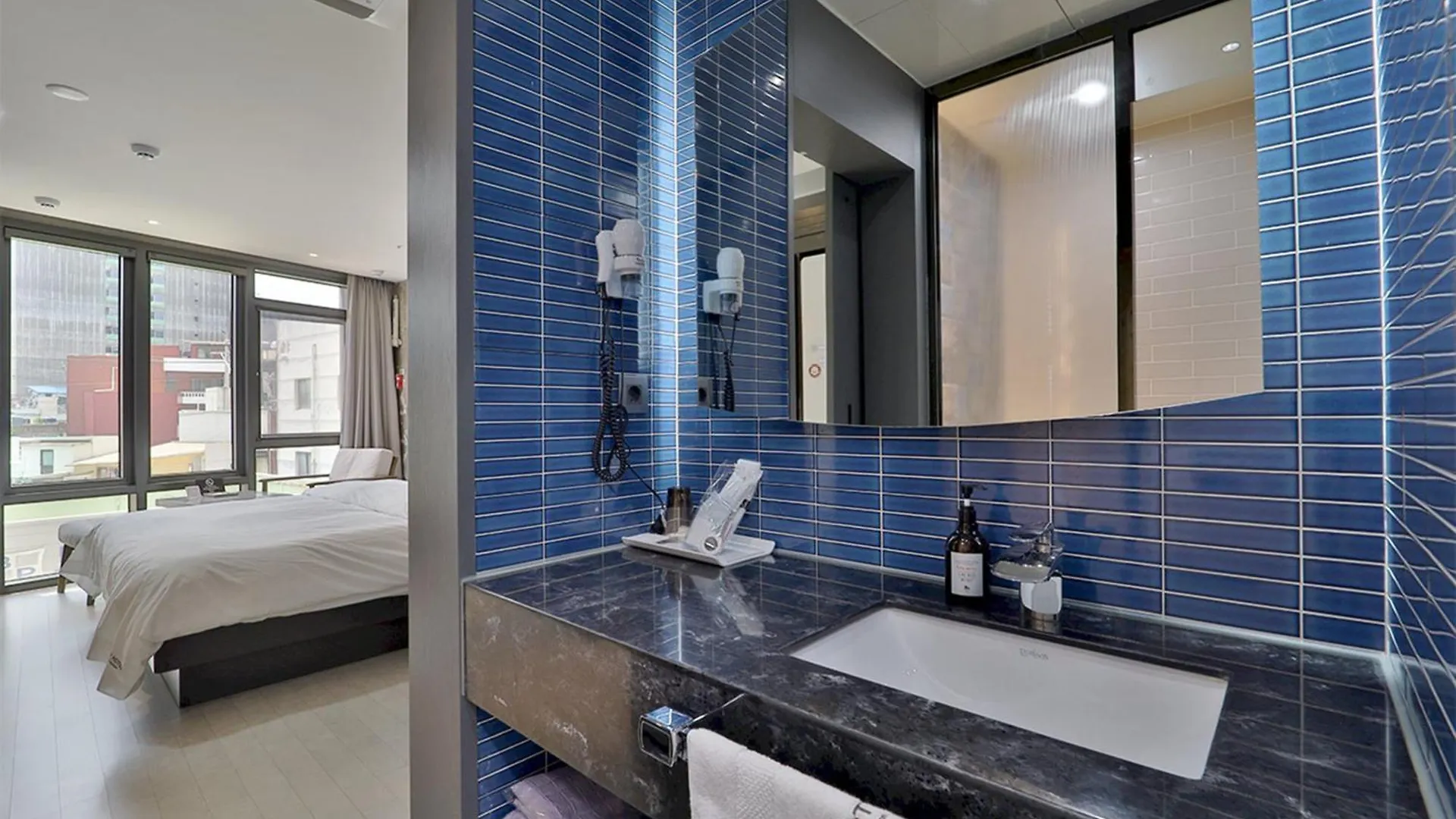 HOTEL YUNA Business Busan