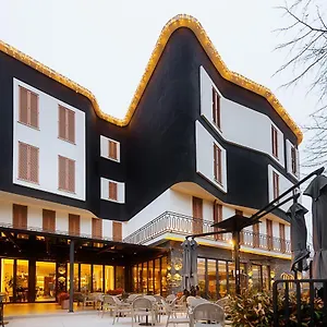 Park Plazza 4* Korce
