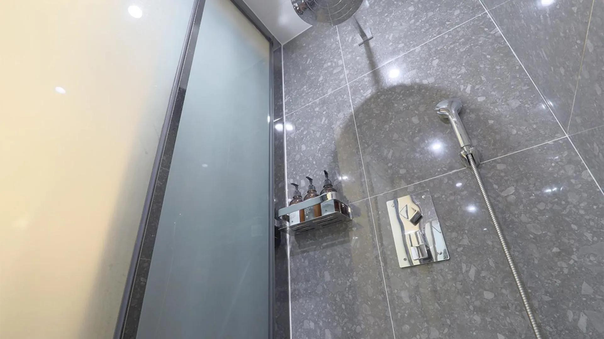 Hotel Yuna Business Busan